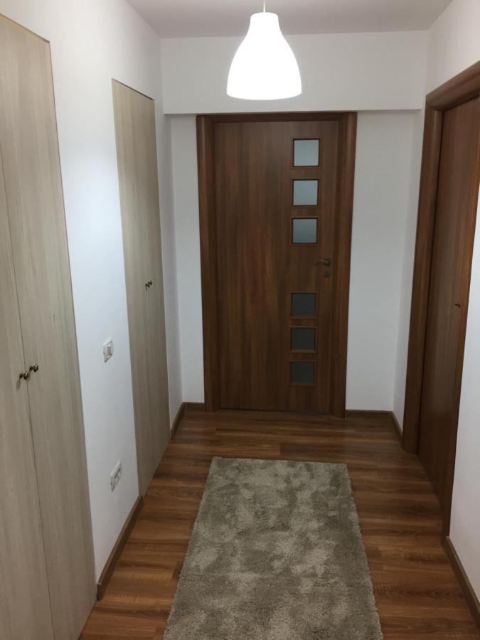 Roby Apartament Bukarest Exterior foto